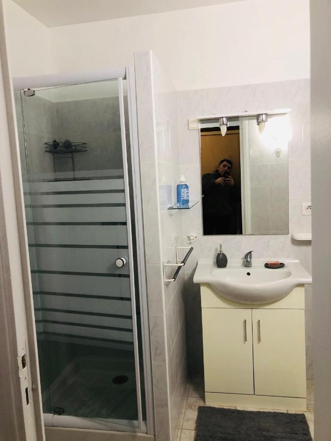 Residence Cezanne Greoux-les-Bains Bagian luar foto